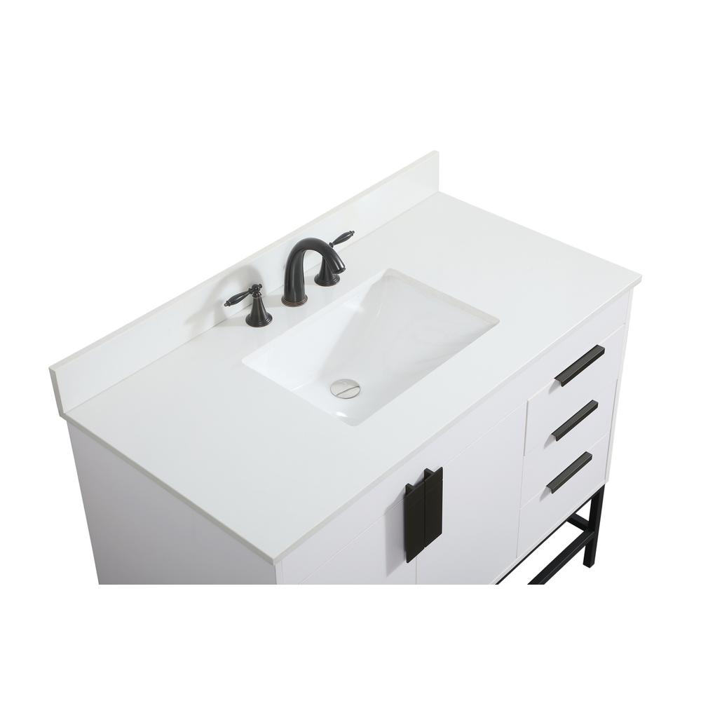 42 inch Single bathroom vanity in white with backsplash. Picture 10