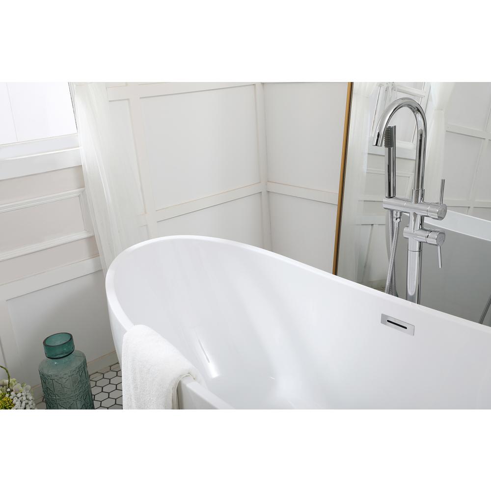 67 inch soaking bathtub in glossy white. Picture 5
