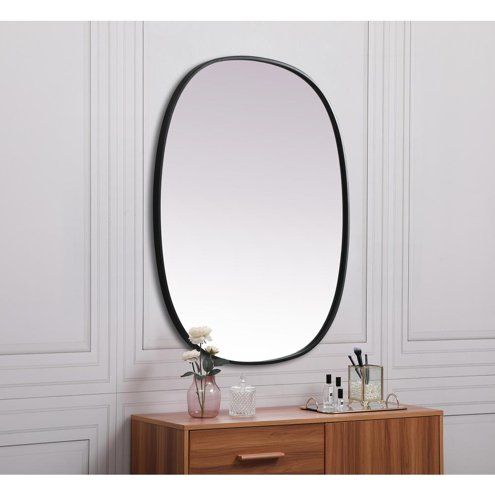 Metal Frame Oval Mirror 30x36 Inch in Black. Picture 4