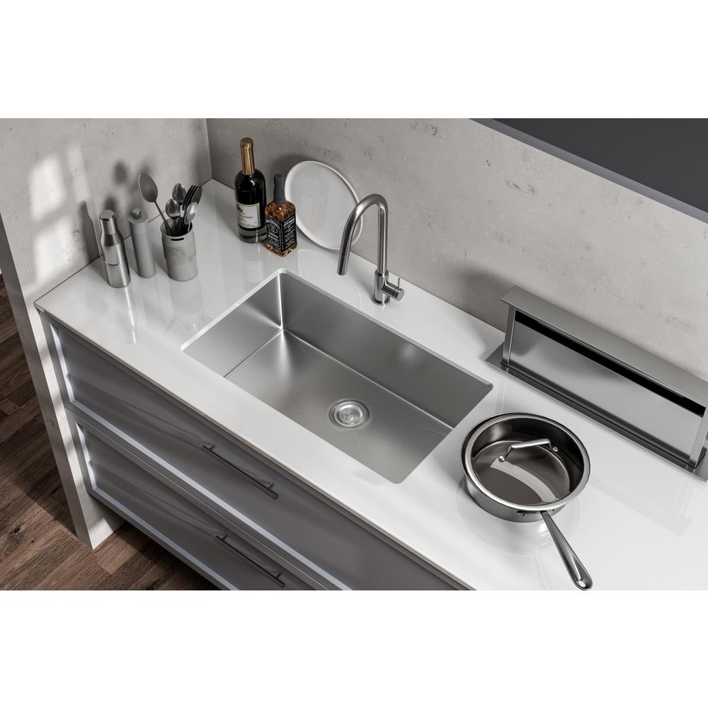 Stainless Steel undermount kitchen sink L30''xW18'' x H10". Picture 3