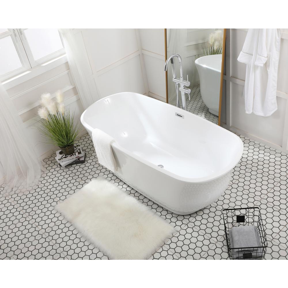 67 inch soaking bathtub in glossy white. Picture 4