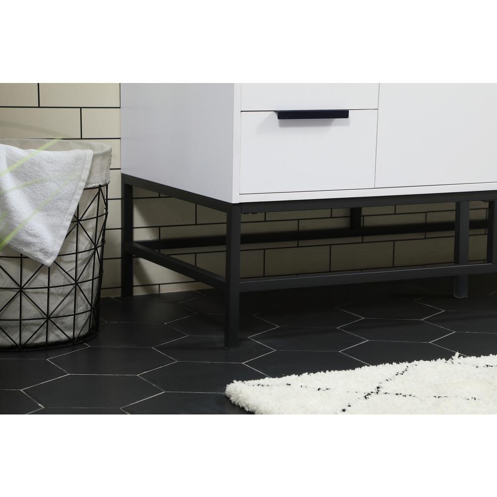 48 inch Single bathroom vanity in white. Picture 6