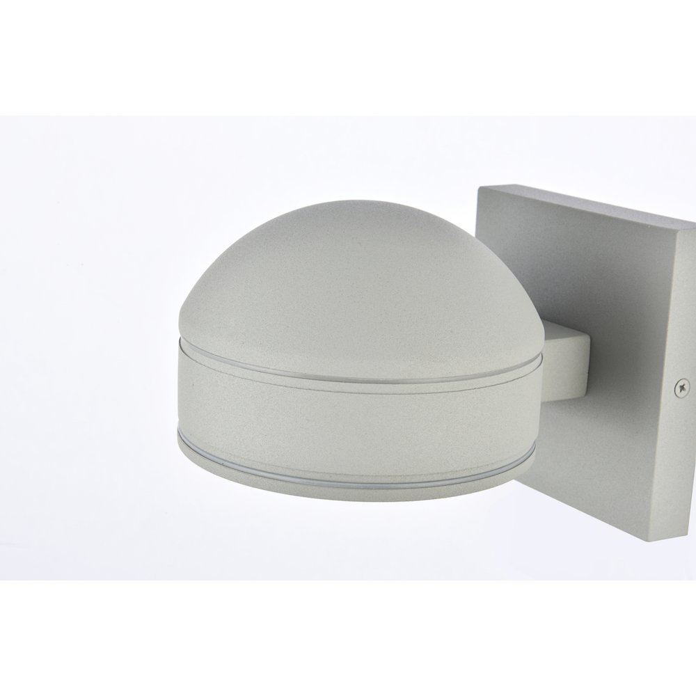 Raine Integrated Led Wall Sconce In Silver. Picture 4