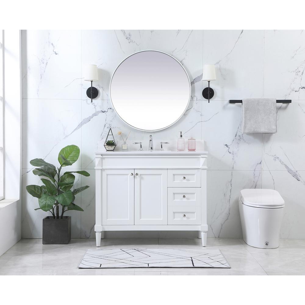 42 inch Single bathroom vanity in white with backsplash. Picture 4