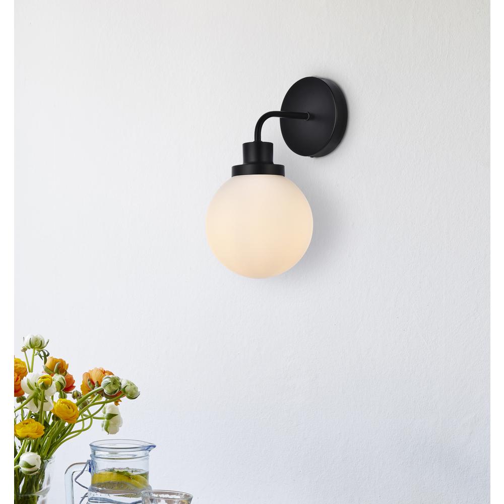 Hanson 1 light bath sconce in black with frosted shade. Picture 6
