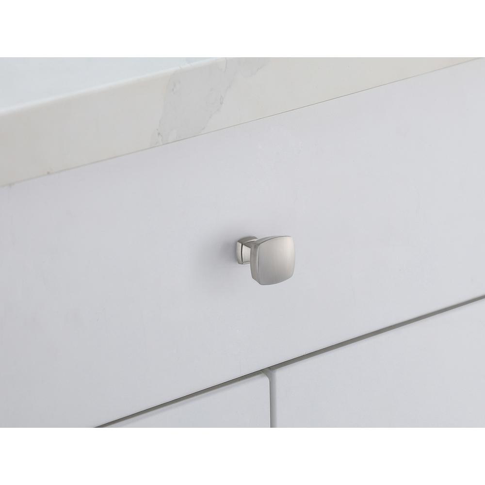 Irvin 1.3" Brushed Nickel Square Knob Multipack (Set of 10). Picture 2