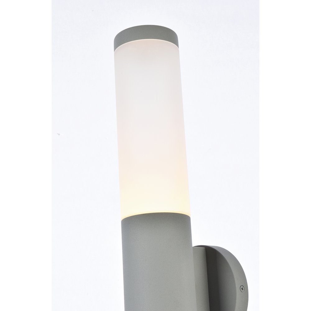 Raine Integrated Led Wall Sconce  In Silver. Picture 4