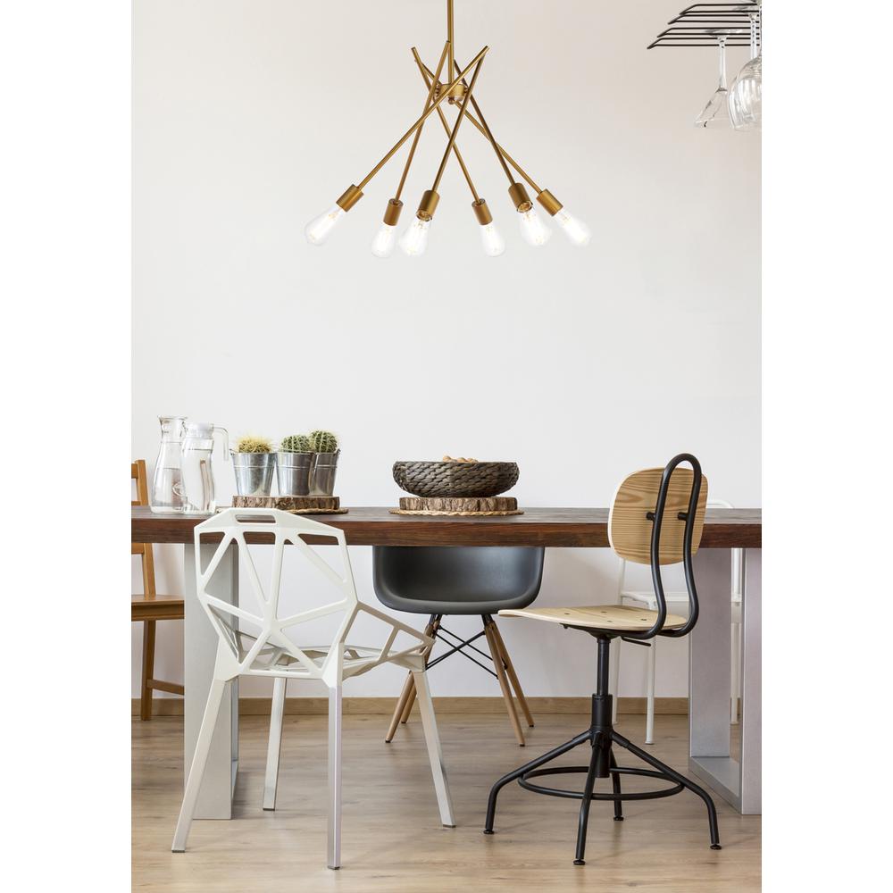 Lucca 23 inch pendant in brass. Picture 7
