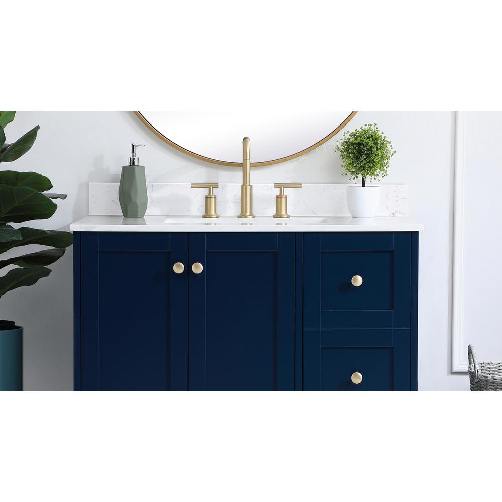 36 inch Backsplash in calacatta white. Picture 5