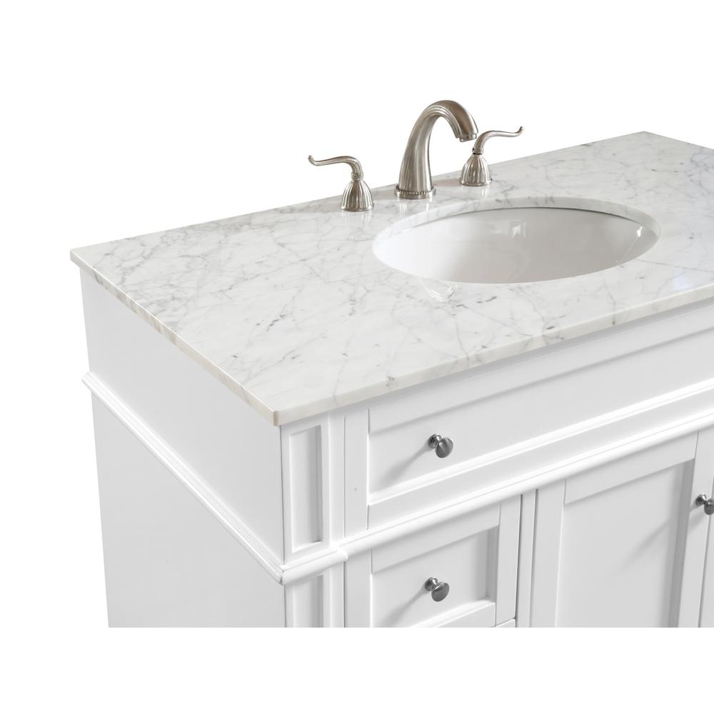 40 In. Single Bathroom Vanity Set In White. Picture 3
