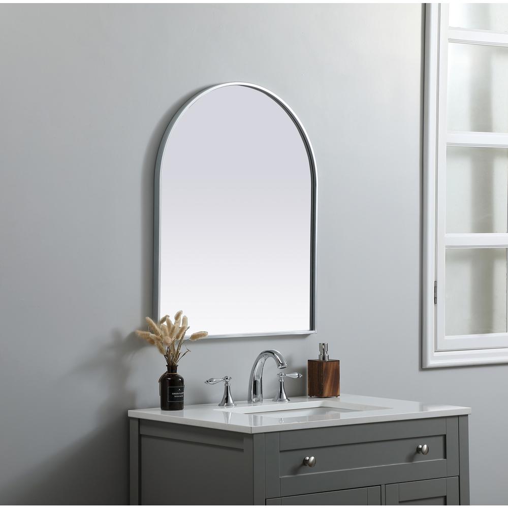 Metal Frame Arch Mirror 24x30 Inch in Silver. Picture 2