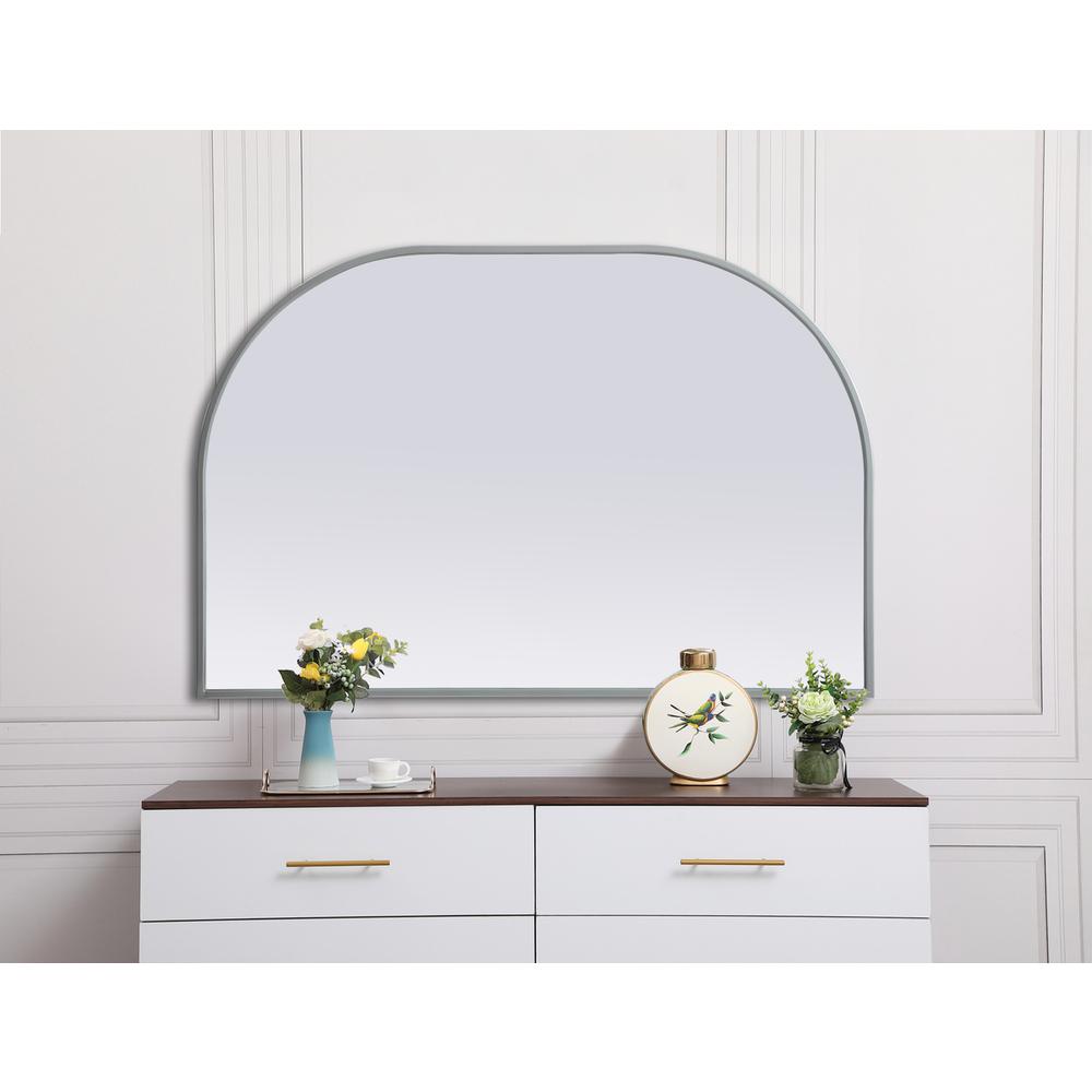 Metal Frame Arch Mirror 36x24 Inch in Silver. Picture 3