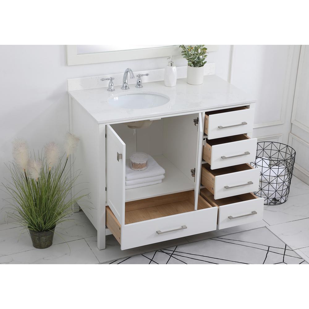 42 inch Single Bathroom Vanity in White with Backsplash. Picture 3