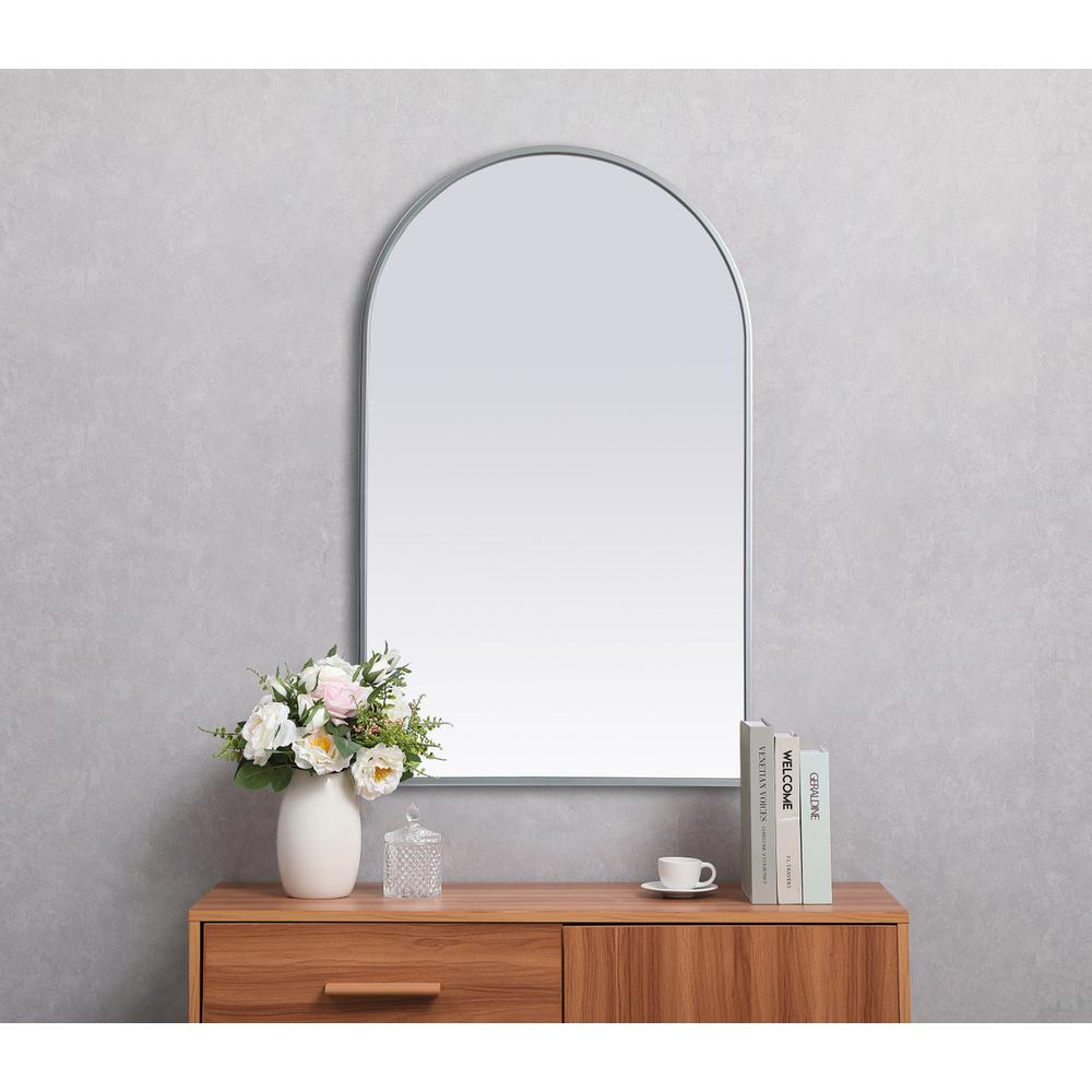 Metal Frame Arch Mirror 22x36 Inch in Silver. Picture 3