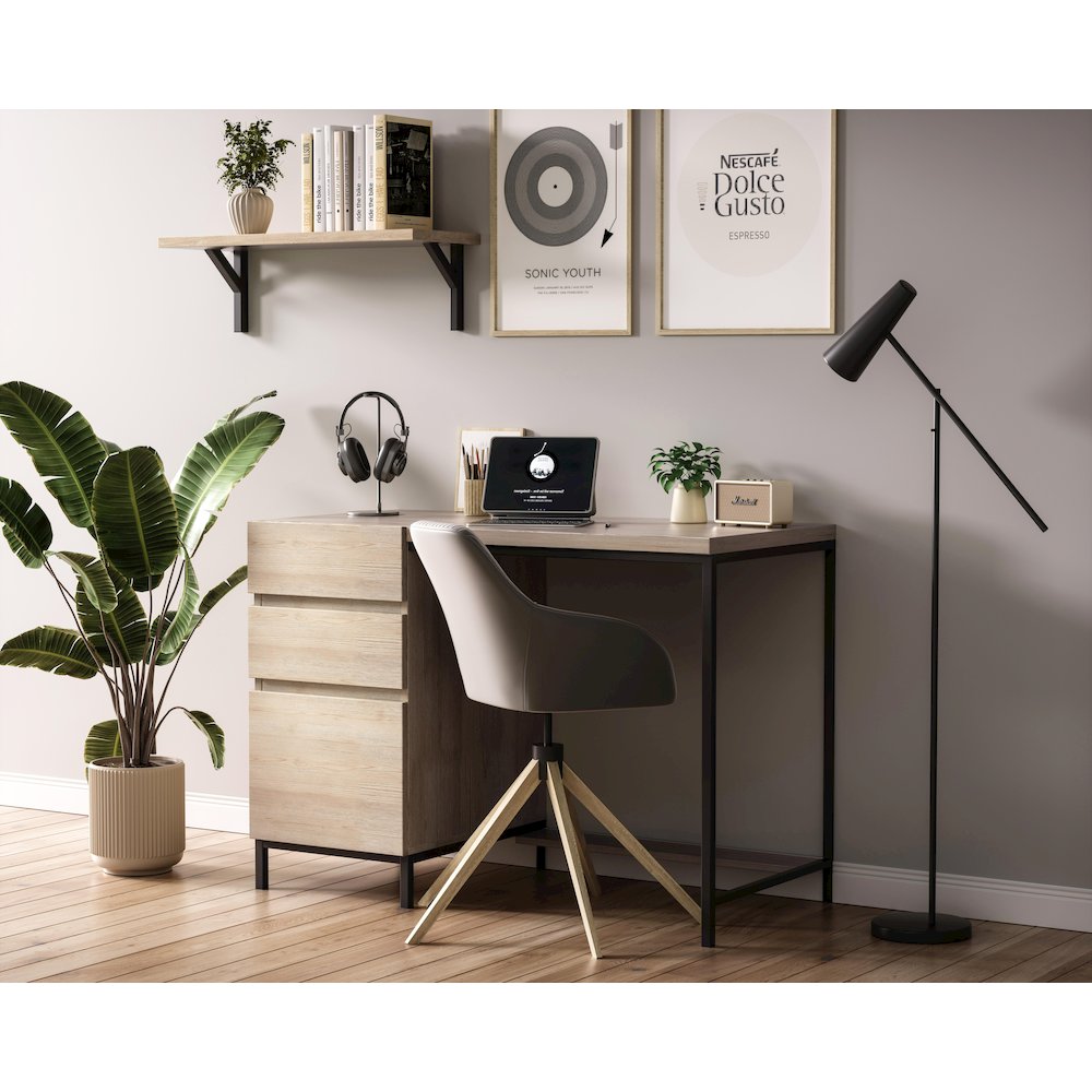 Emerson 42 inch Desk in Mango Wood. Picture 8