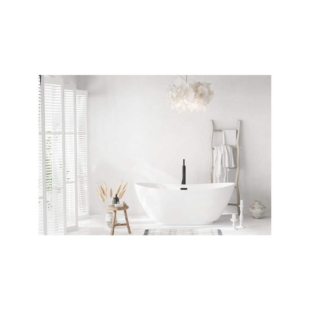67 inch Soaking Bathtub in Glossy White with Matte Black Trim. Picture 2