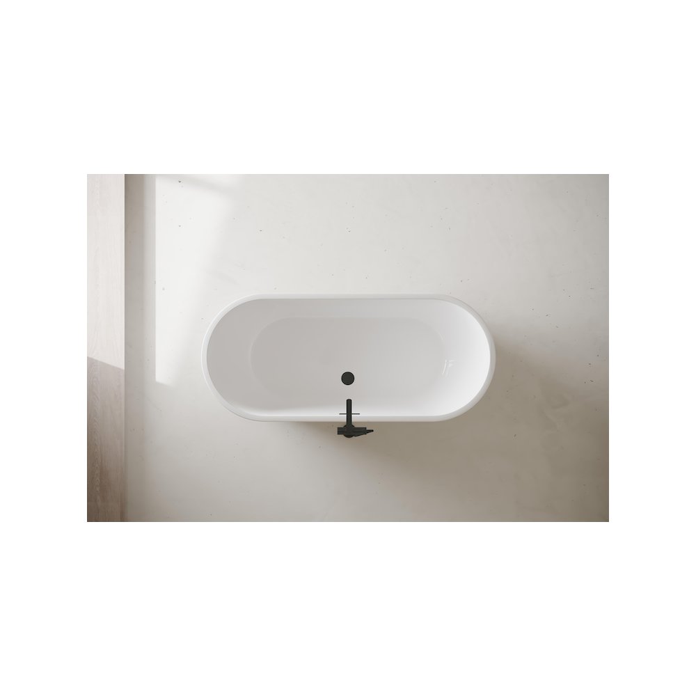 65 inch Soaking Bathtub in Glossy White with Matte Black Trim. Picture 3