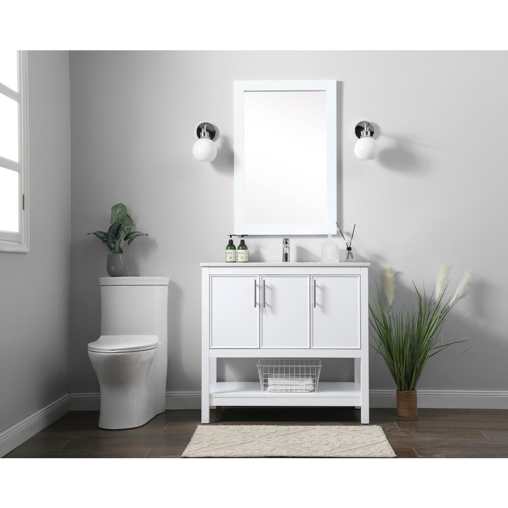 36 Inch SIngle Bathroom Vanity In White. Picture 4