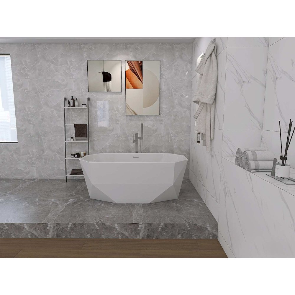 59 inch Soaking Diamond Style Bathtub in Polished Chrome. Picture 2