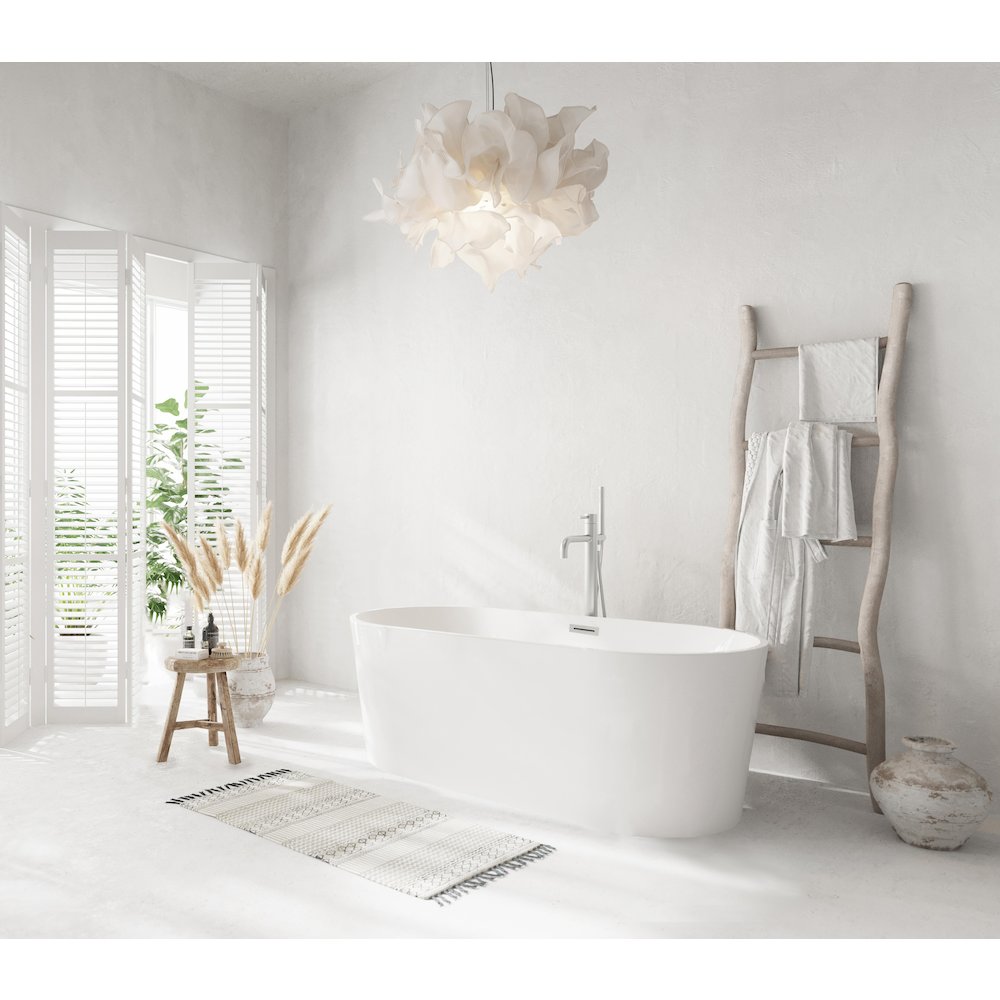 59 inch Bathtub in Glossy White with Brushed Nickel Trim. Picture 3