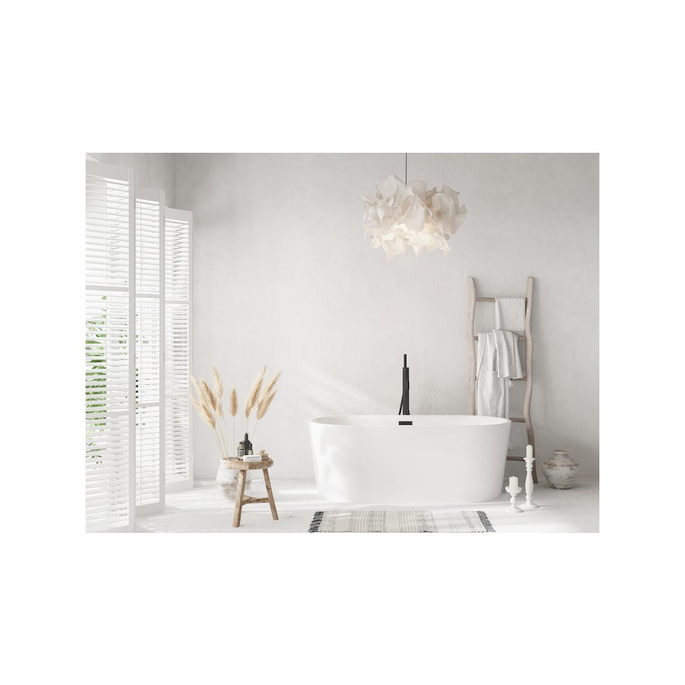 59 inch Bathtub in Glossy White with Matte Black Trim. Picture 2