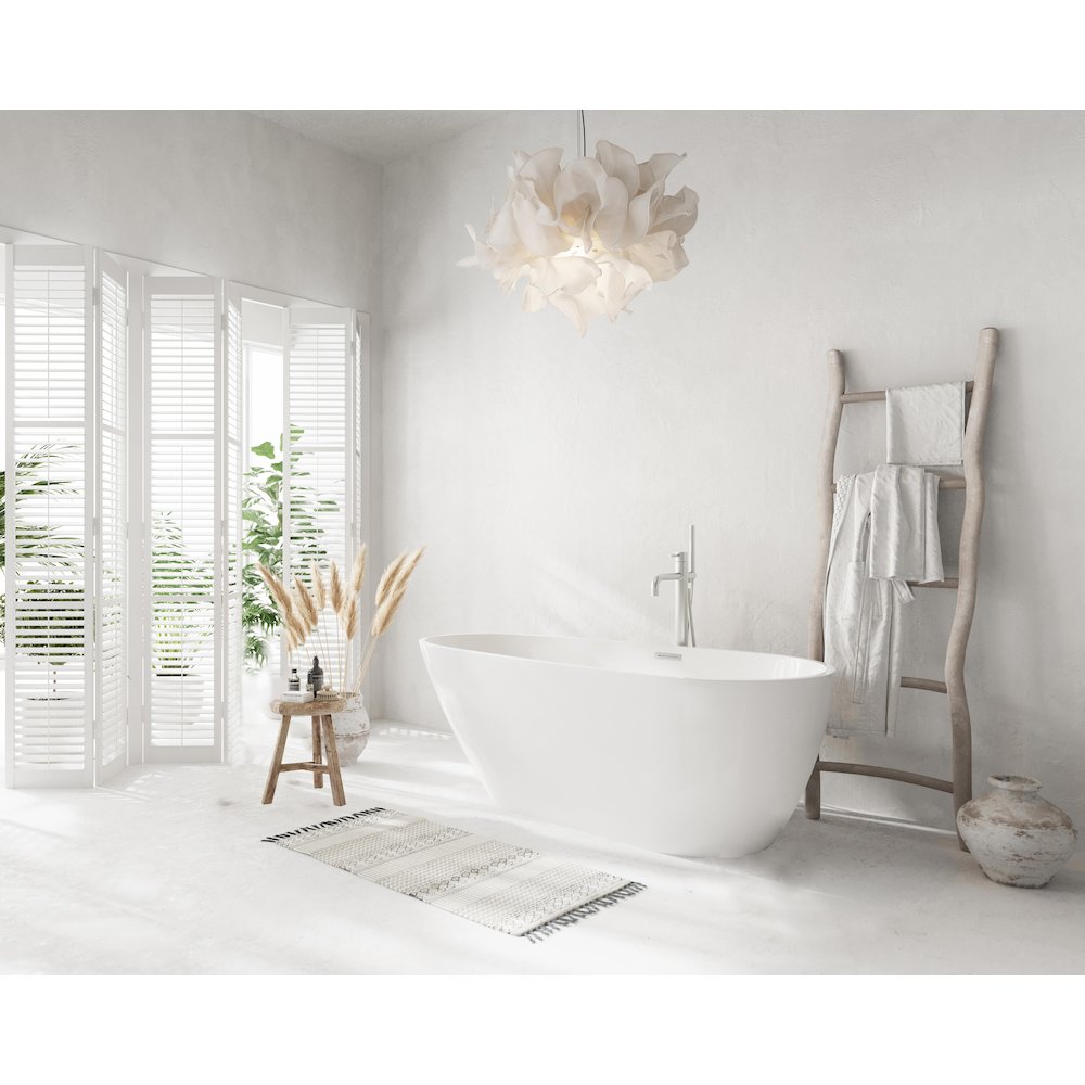 59 inch Bathtub in Glossy White with Brushed Nickel Trim. Picture 3