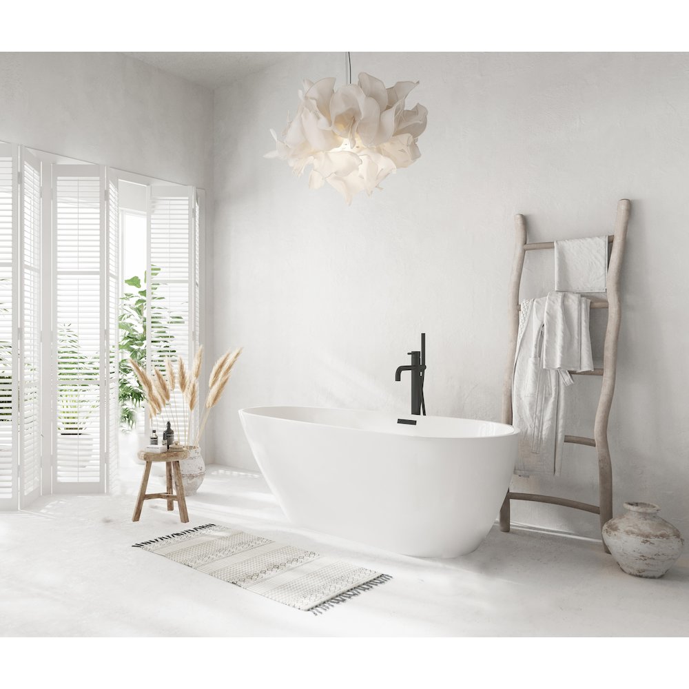 59 inch Bathtub in Glossy White with Matte Black Trim. Picture 3