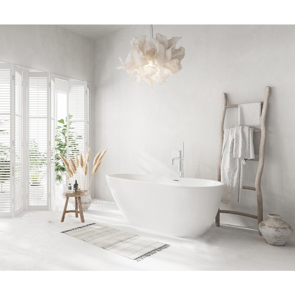 59 inch Bathtub in Glossy White with Chrome Trim. Picture 3