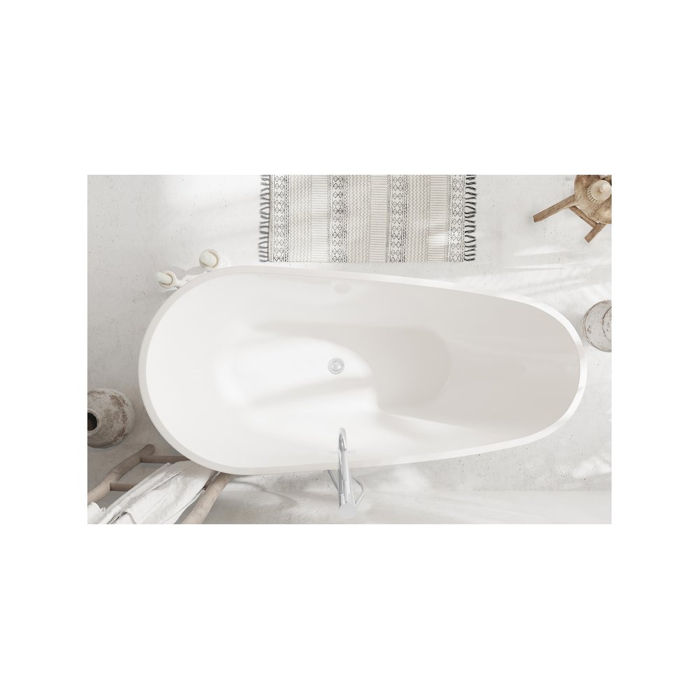 67 inch Bathtub in Glossy White with Chrome Trim. Picture 4