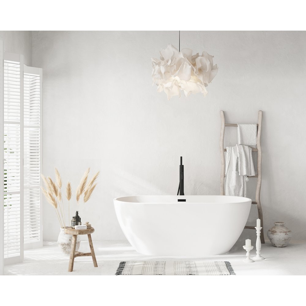 59 inch Bathtub in Glossy White with Matte Black Trim. Picture 2