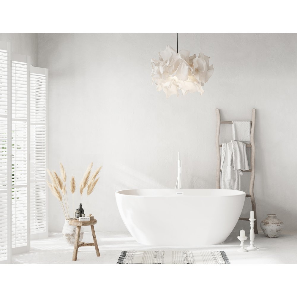 59 inch Bathtub in Glossy White with Polished White Trim. Picture 2
