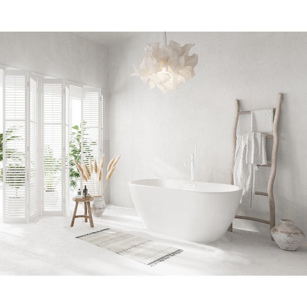 59 inch Bathtub in Glossy White with Polished White Trim. Picture 3