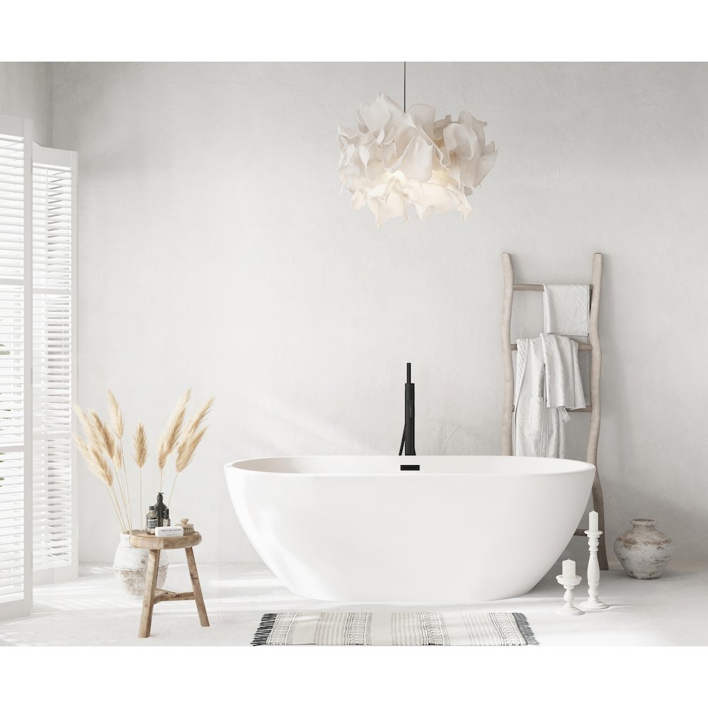 67 inch Bathtub in Glossy White with Matte Black Trim. Picture 2