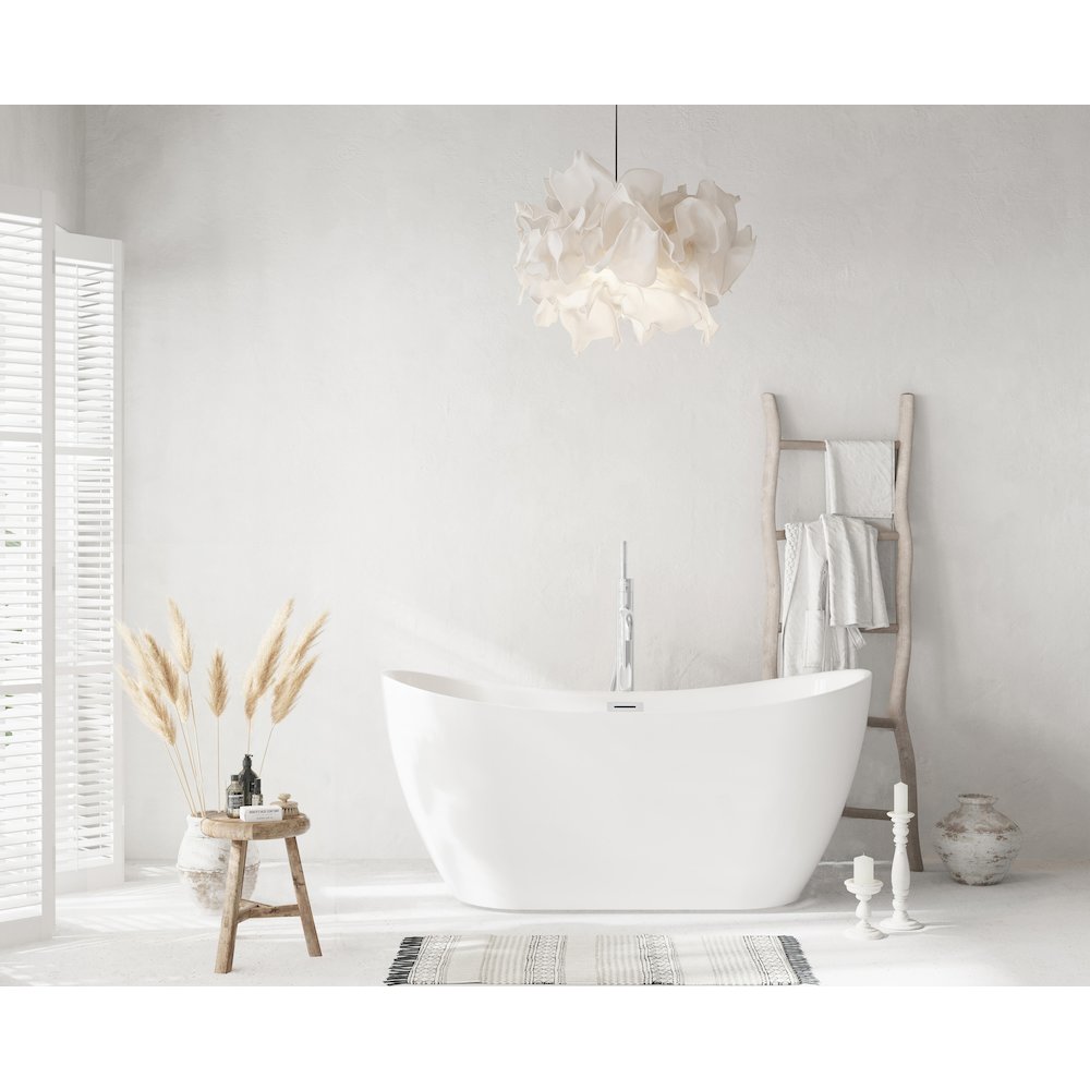 59 inch Bathtub in Glossy White with Chrome Trim. Picture 2