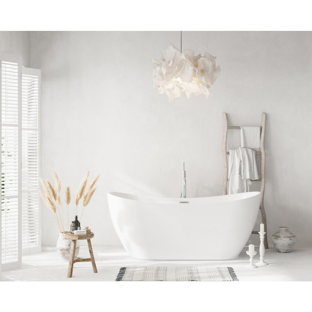 67 inch Bathtub in Glossy White with Brushed Nickel Trim. Picture 2