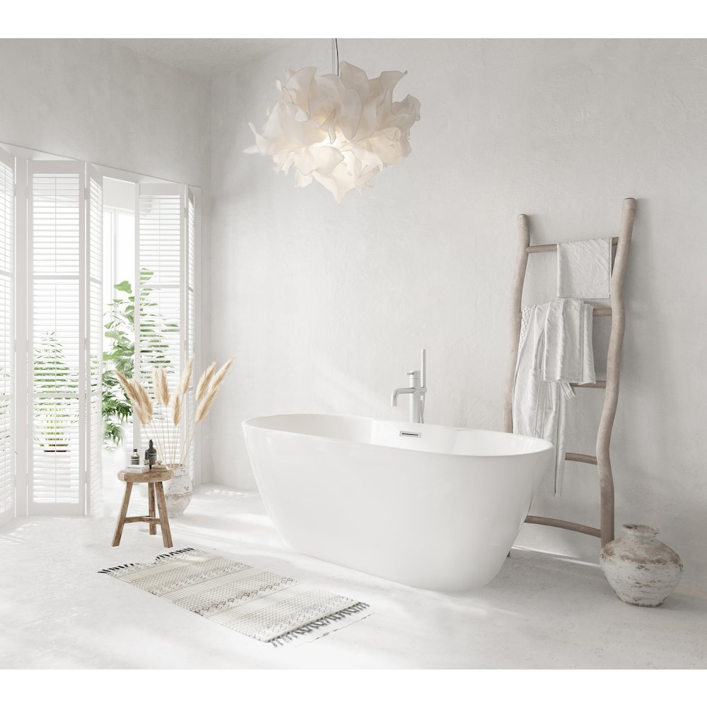59 inch Bathtub in Glossy White with Brushed Nickel Trim. Picture 3
