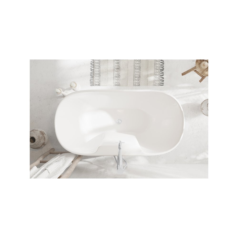 59 inch Bathtub in Glossy White with Chrome Trim. Picture 4