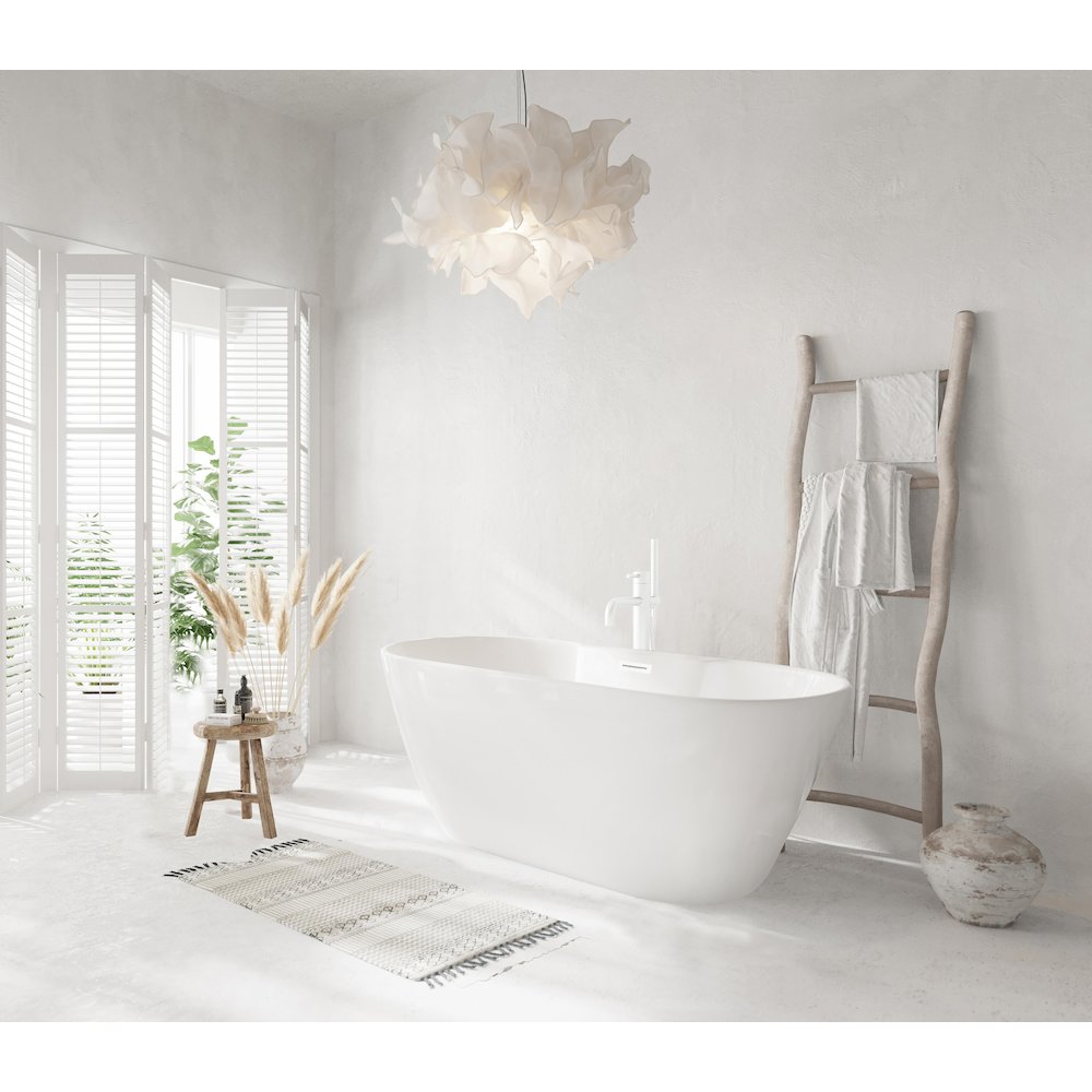 59 inch Bathtub in Glossy White with Polished White Trim. Picture 3