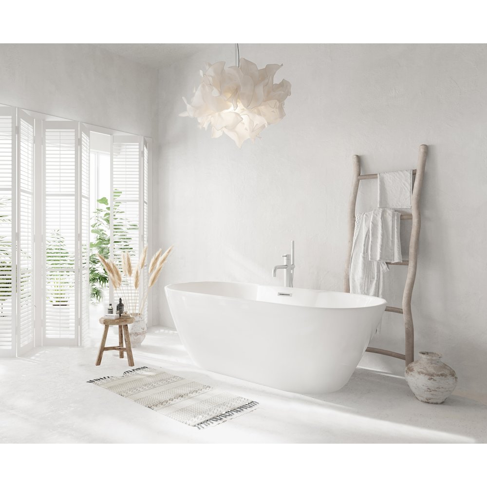 67 inch Bathtub in Glossy White with Brushed Nickel Trim. Picture 3