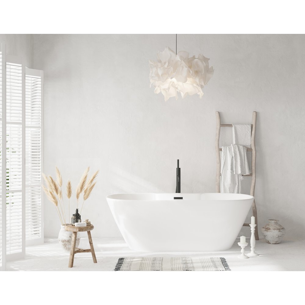 67 inch Bathtub in Glossy White with Matte Black Trim. Picture 2