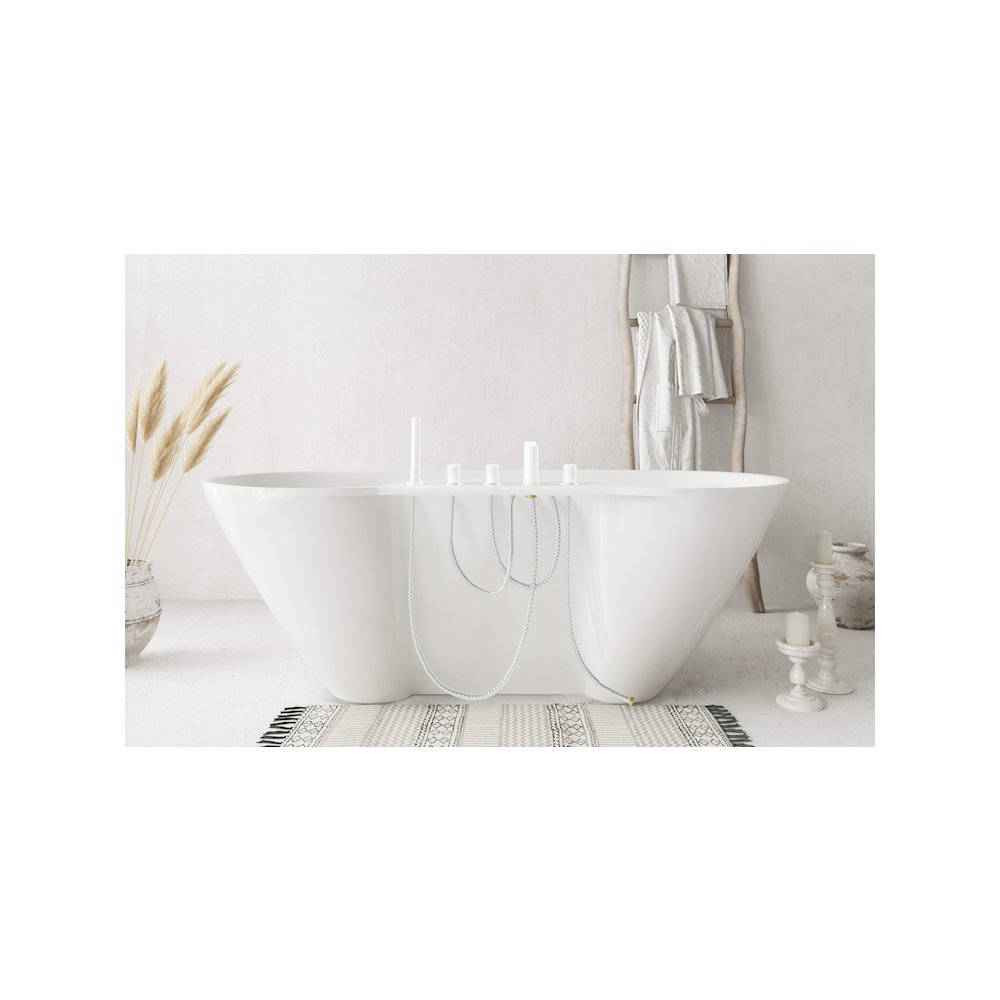 67 inch Bathtub in Glossy White with Polished White Trim. Picture 12