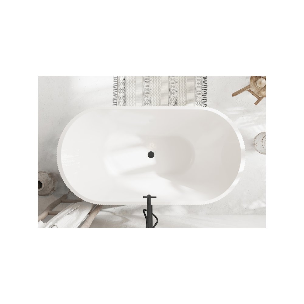 59 inch Bathtub in Glossy White with Matte Black Trim. Picture 4
