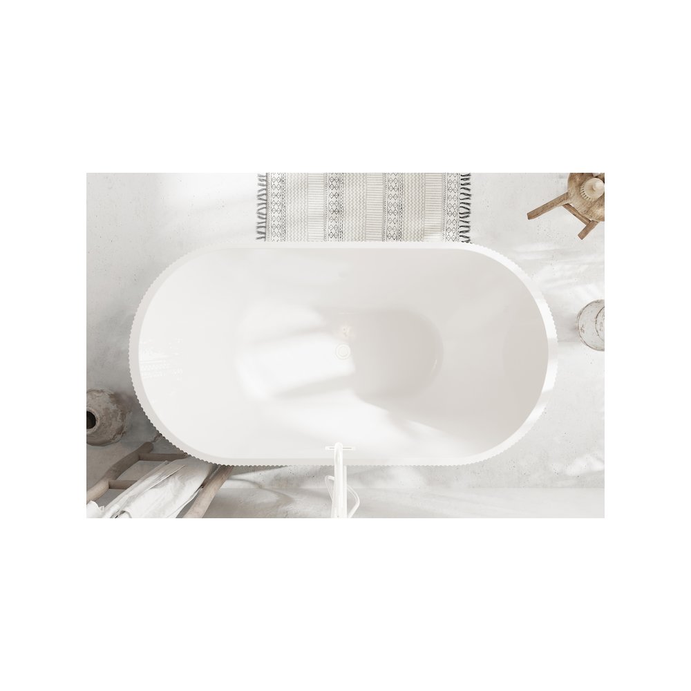 59 inch Bathtub in Glossy White with Polished White Trim. Picture 4