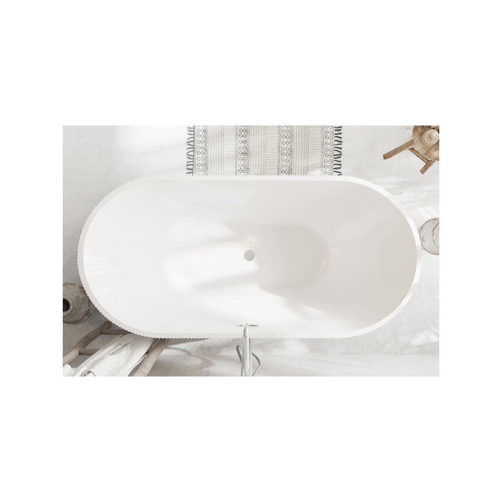 67 inch Bathtub in Glossy White with Brushed Nickel Trim. Picture 4