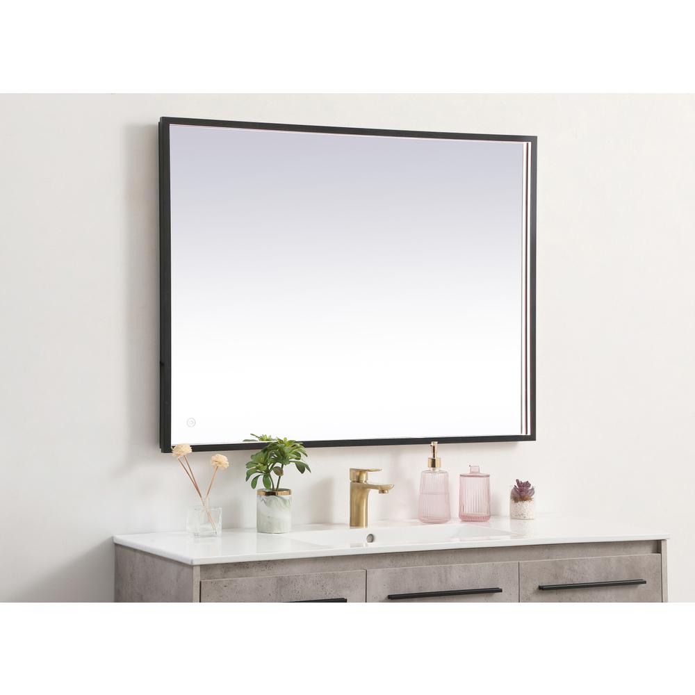 Pier 30x40 inch LED mirror with adjustable color temperature. Picture 3