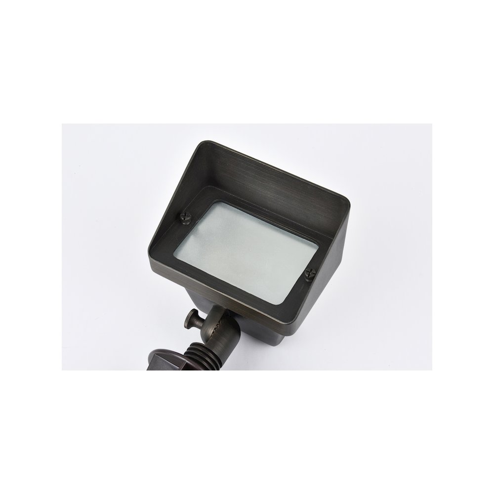 Outdoor 12V Cast Brass flood light in Dark Bronze. Picture 4