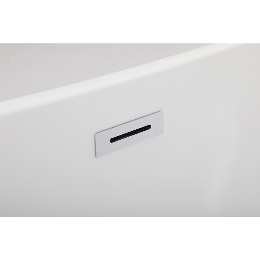 62 inch soaking bathtub in glossy white. Picture 10