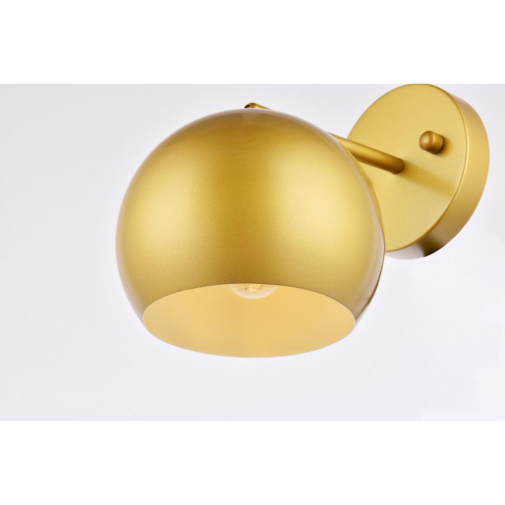 Othello 1 light brass wall sconce. Picture 3