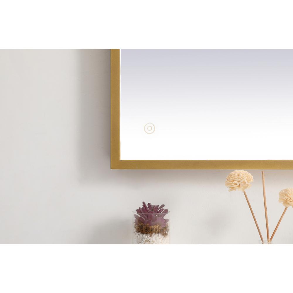Pier 27x36 inch LED mirror with adjustable color temperature. Picture 5