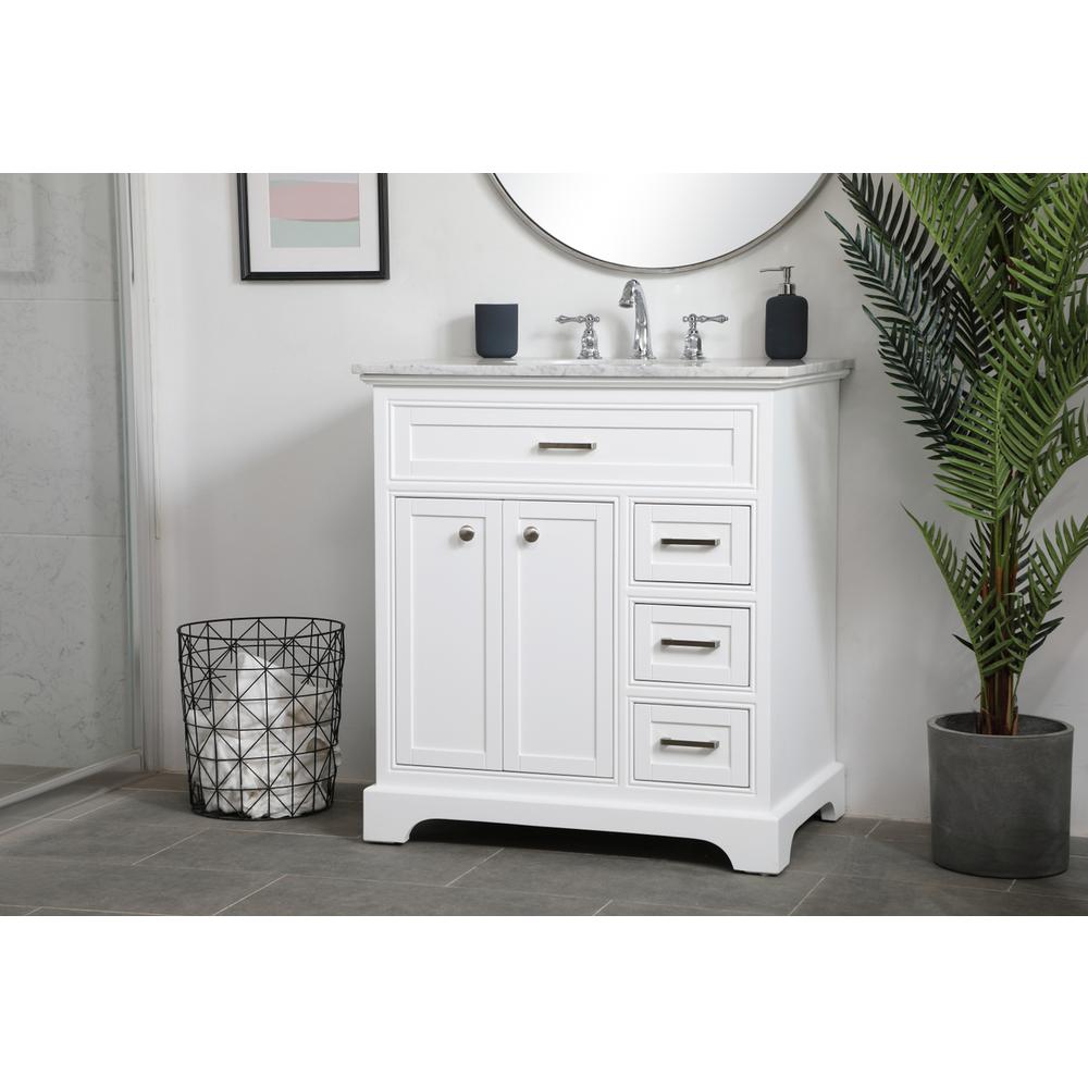 32 inch Single bathroom vanity in white. Picture 2